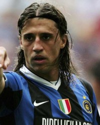  国际米兰主帅战术调整见效客场击败维罗纳