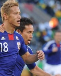  杜塞尔多夫攻守平衡，德甲中游球队寻求突破