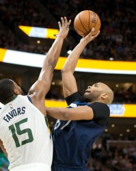  戈贝尔两双加持森林狼轻取魔术获胜利